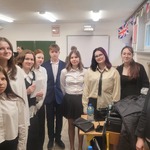Uczniowie klas ósmych 3.jpg
