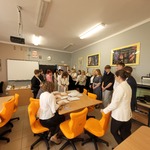 Uczniowie klas ósmych 8.jpg
