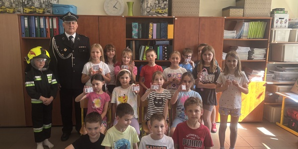 Spotkanie ze strażakiem (8) — kopia.jpg