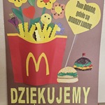 Klasa IIb dziękuje zespołowi McDonalds (1).jpg