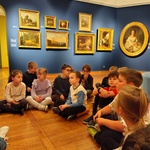 Uczniowie klasy 1a wybrali się z pierwszą wizytą do Muzeum Podlaskiego (11).jpg