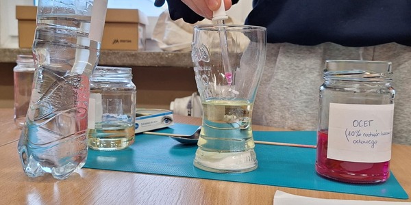 doświadczenia z chemii i fizyki (10) — kopia.jpeg