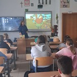 uczniowie 6b.jpeg