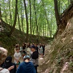 Uczniowie na wycieczce (4).jpg