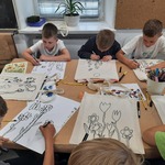 wyjście klasy 3d do galerii (1).jpg