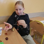 Kreatywne zajęcia jesienne w 3E (15).jpg