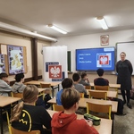 uczniowie klasy 8a.jpg