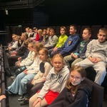 Klasa 3a i 3 d w Operze i Filharmonii Podlaskiej (1).jpeg