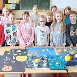 Modele układu słonecznego wykonane przez uczniów klasy 3a (2).jpg
