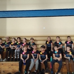 Klasa IIID na trybunach.jpg