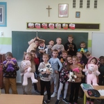 Klasa I e obchodzi Dzień Misia (3).jpg