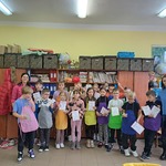 Uczniowie klasy 2C na warsztatach cukierniczych (9).jpg