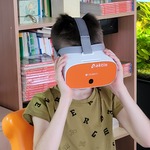 Uczniowie 3B i 3C w okularach VR (6).jpg