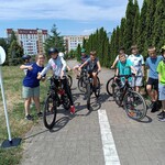 4c z rowerami grupowe.jpg