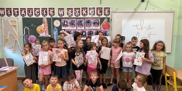 Zdjęcie grupowe — kopia.jpeg