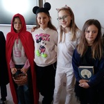 Dzień Postaci z Baśni w klasie 4b (3).jpg
