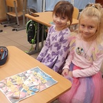 Międzynarodowy Dzień Postaci z Bajek w klasie 1A (11).jpg