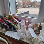 Kiermasz świąteczny i Kolędnicy z klasy 3c i 1d (10).jpg